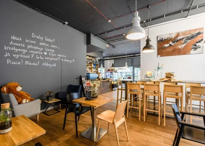 Urban Chic - Stylish And Cozy - Mennica Lägenhet